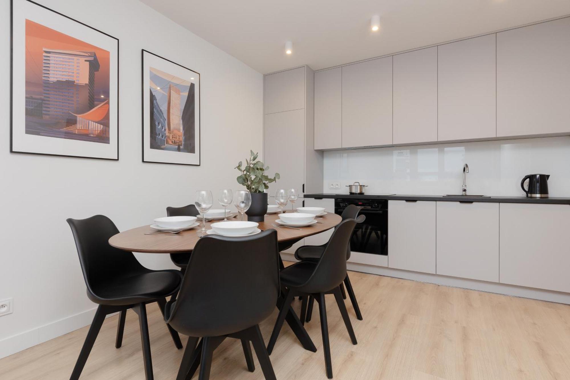 Cosy Dream Center By Renters Apartament *