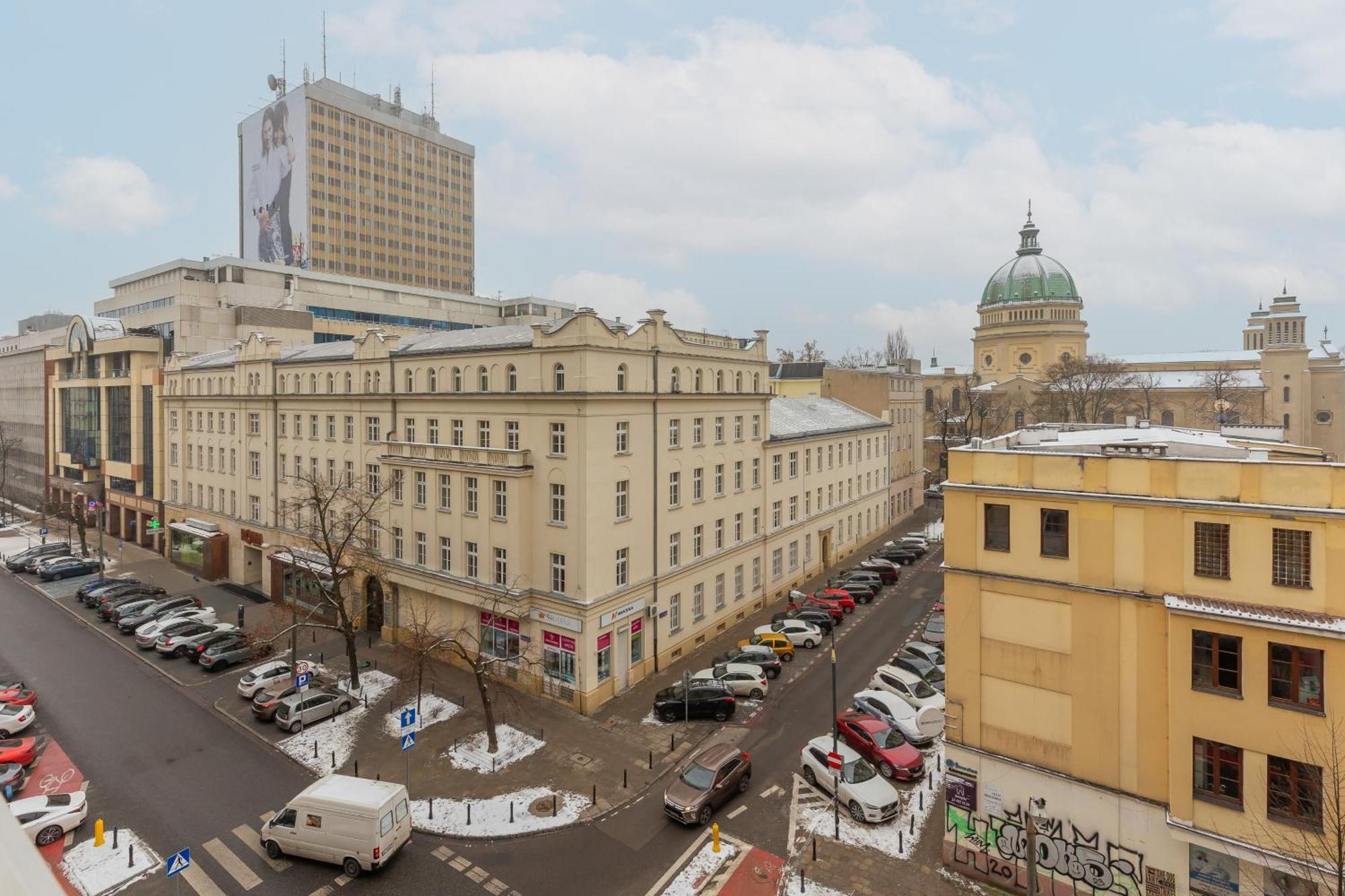 Апартаменти Cosy Dream Center By Renters
